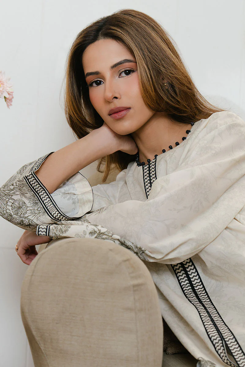 BISQUE TALE-2 PC PRINTED LAWN SUIT - Image 5