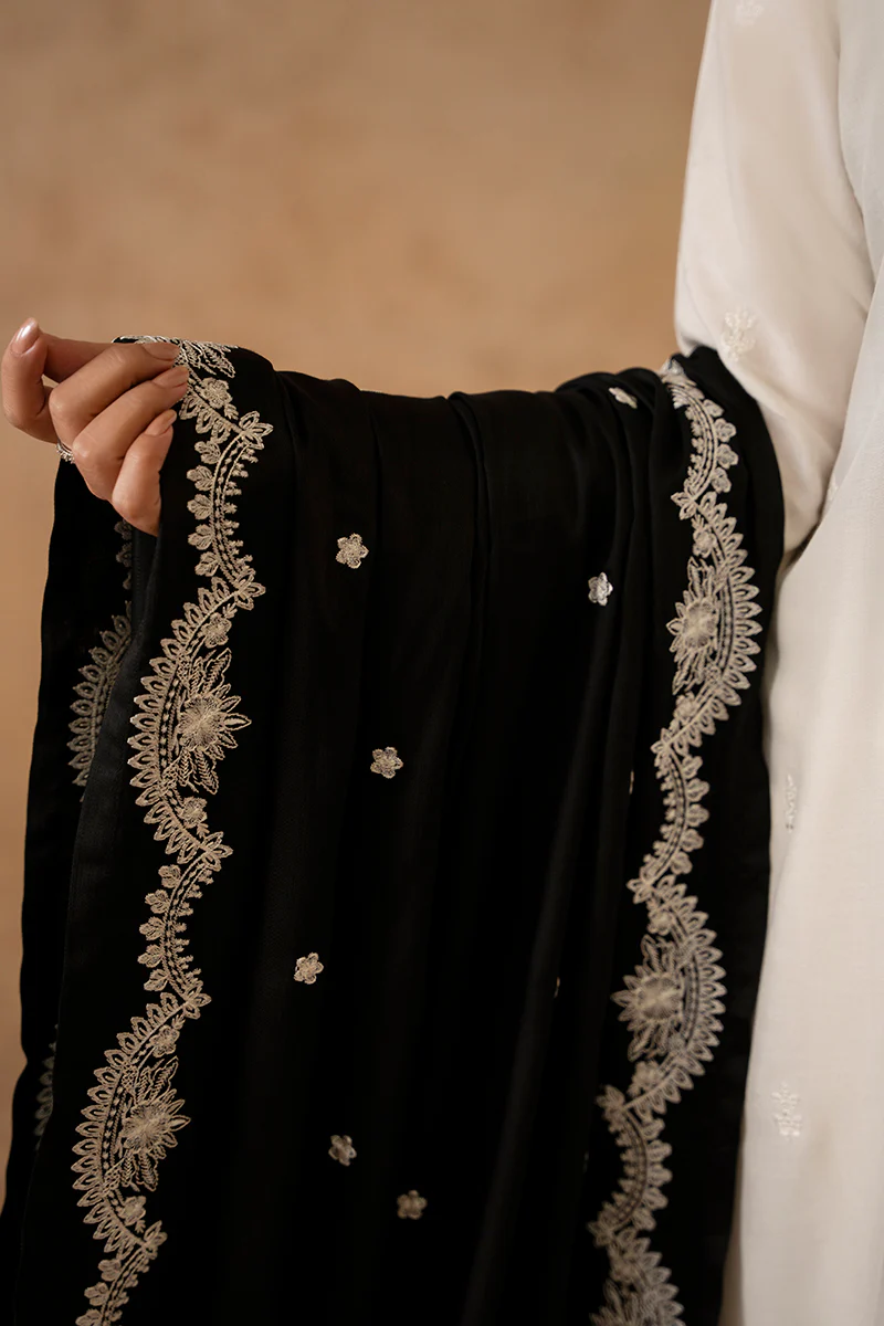 DUSK EMBROIDERED SHAWL - Image 2