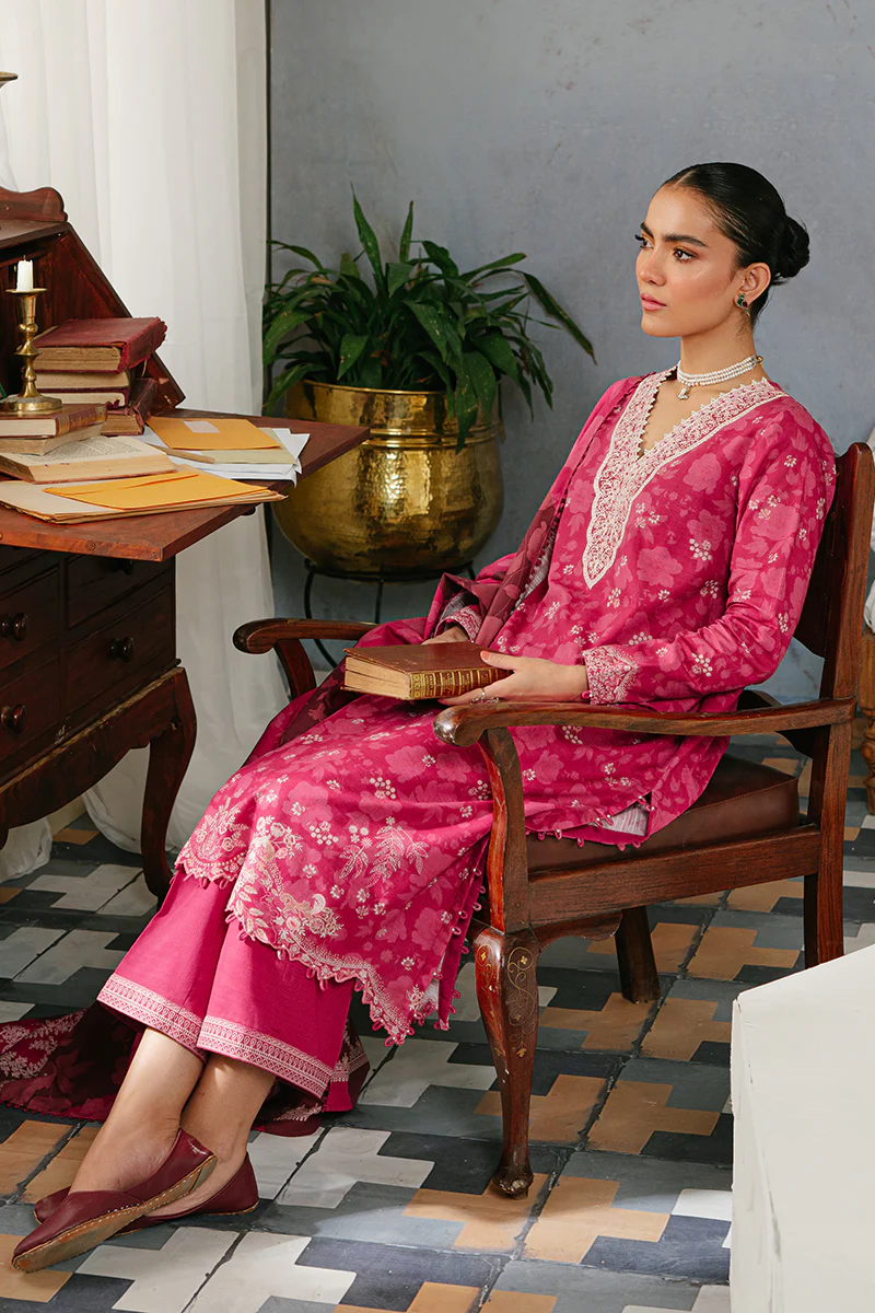 FIERY BLUSH-3PC KHADDAR PRINTED SUIT - Image 5