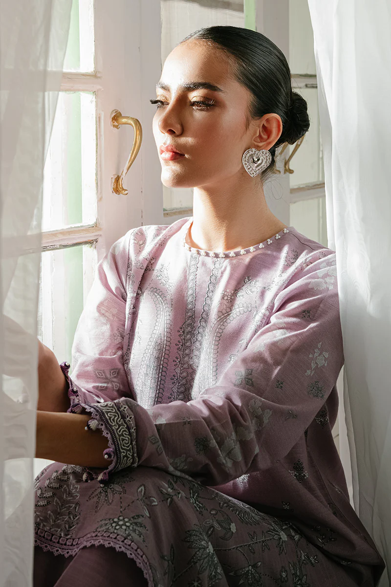 FLORET MUSE-2PC KHADDAR PRINTED SUIT - Image 4