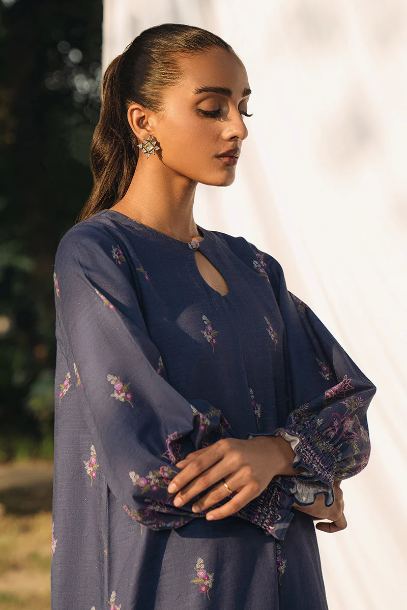 GARDENIA FANTASY-2PC KHADDAR SUIT - Image 4
