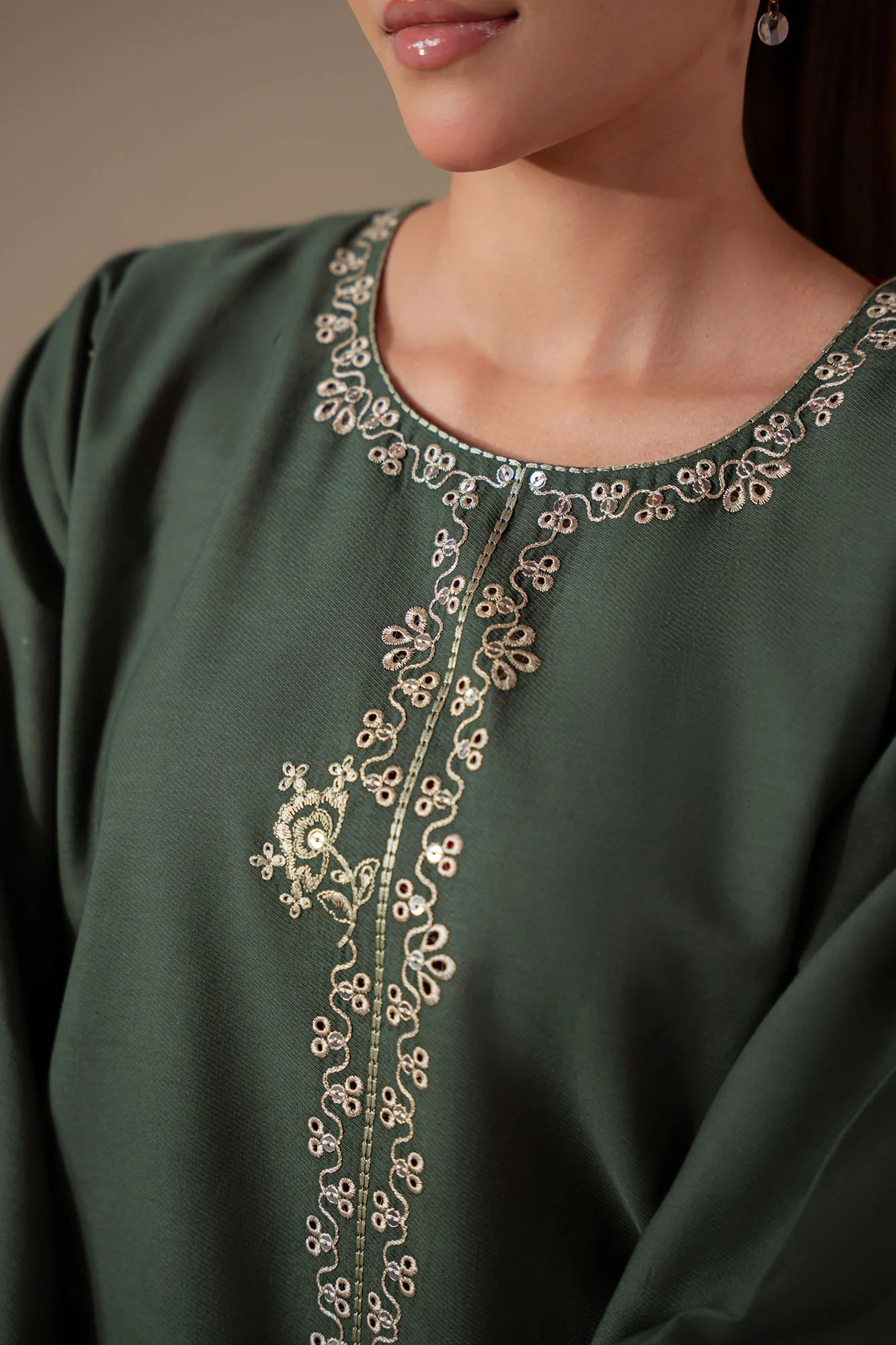 GREEN DEW EMBROIDERED LAWN SHIRT - Image 3