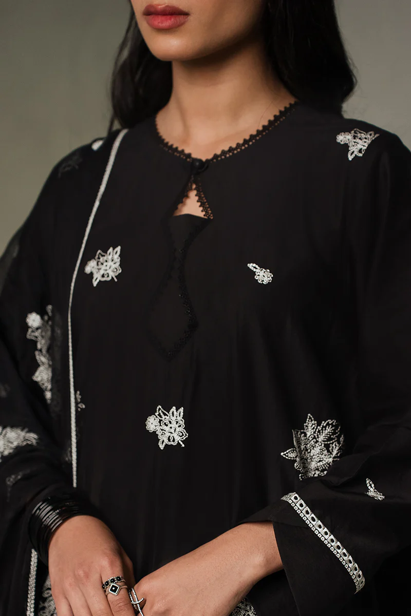 MONOCHROMATIC-2 PIECE (SHIRT & DUPATTA) - Image 2
