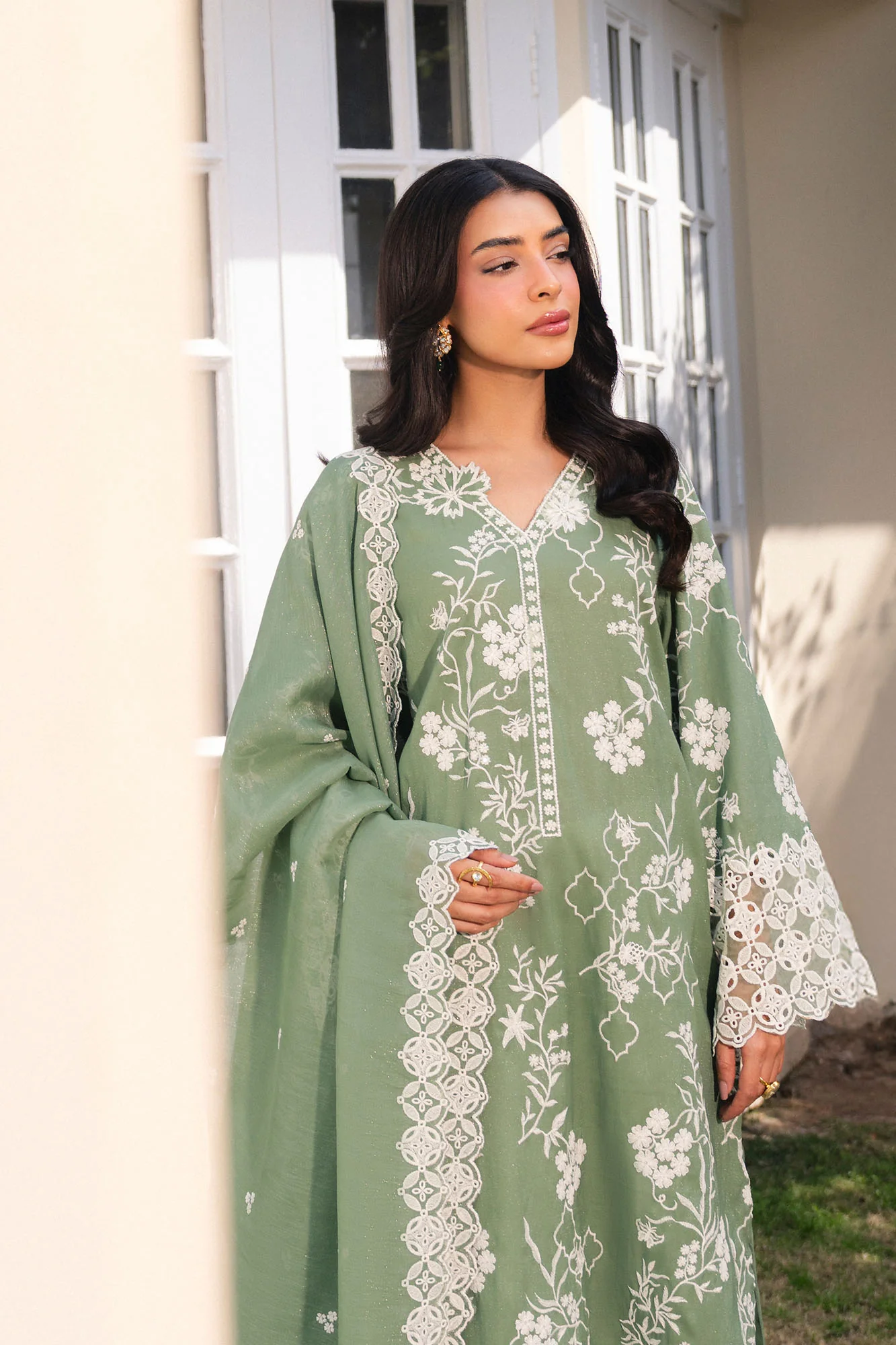 MOSS LUXE-2PC (SHIRT & DUPATTA) - Image 2