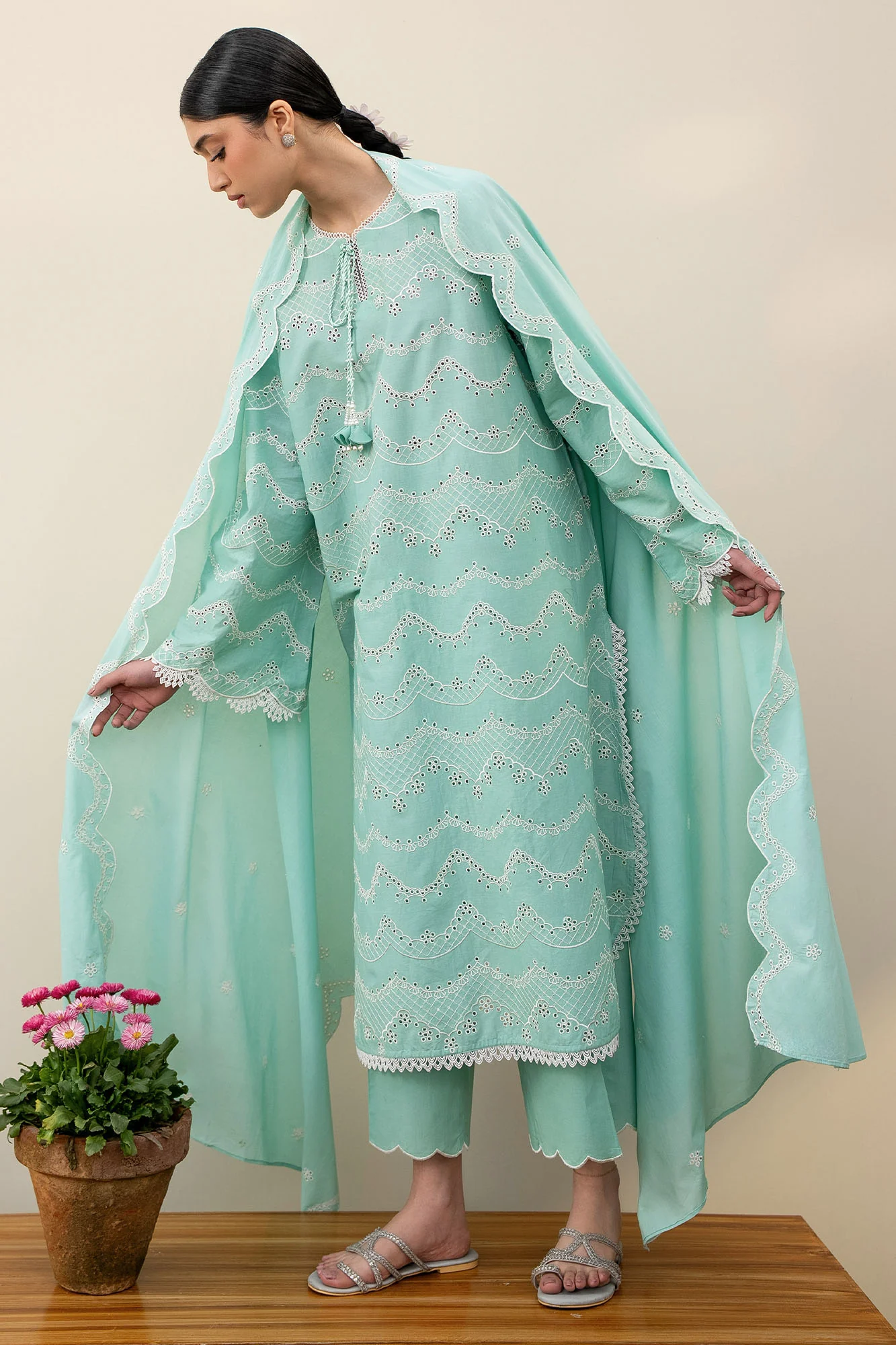 NEO MINT-3PC EMBROIDERED LAWN SUIT - Image 3