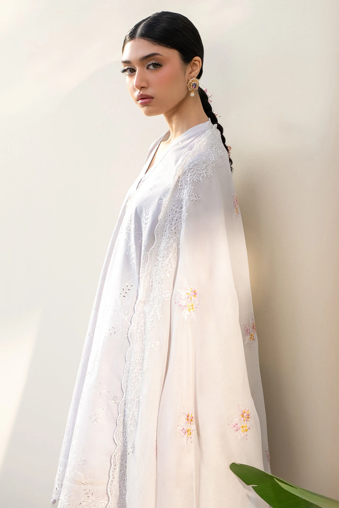 PERSIAN VIOLET-3PC EMBROIDERED LAWN SUIT - Image 5