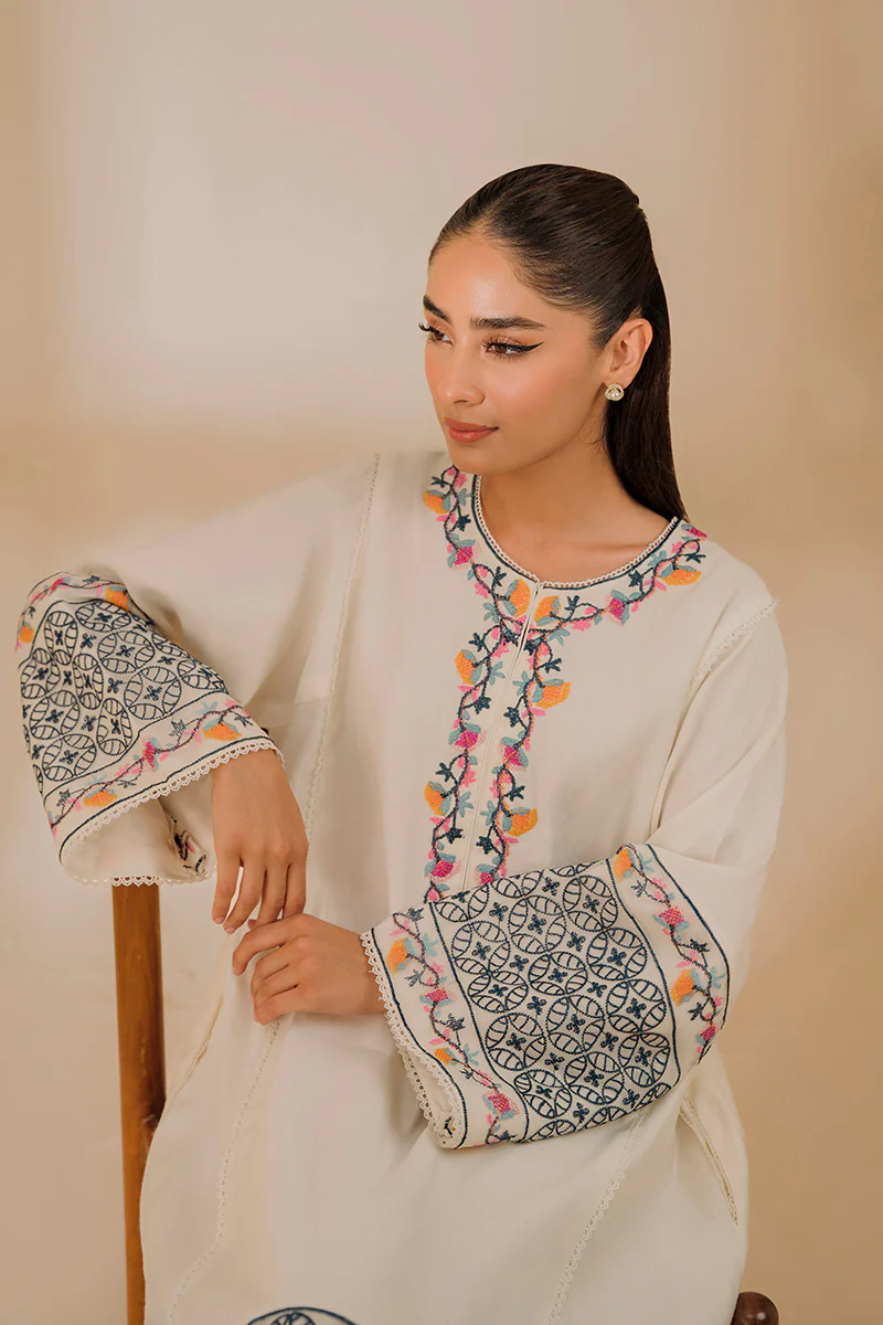 PRISTINE BLING-EMBROIDERED MARINA SHIRT - Image 4