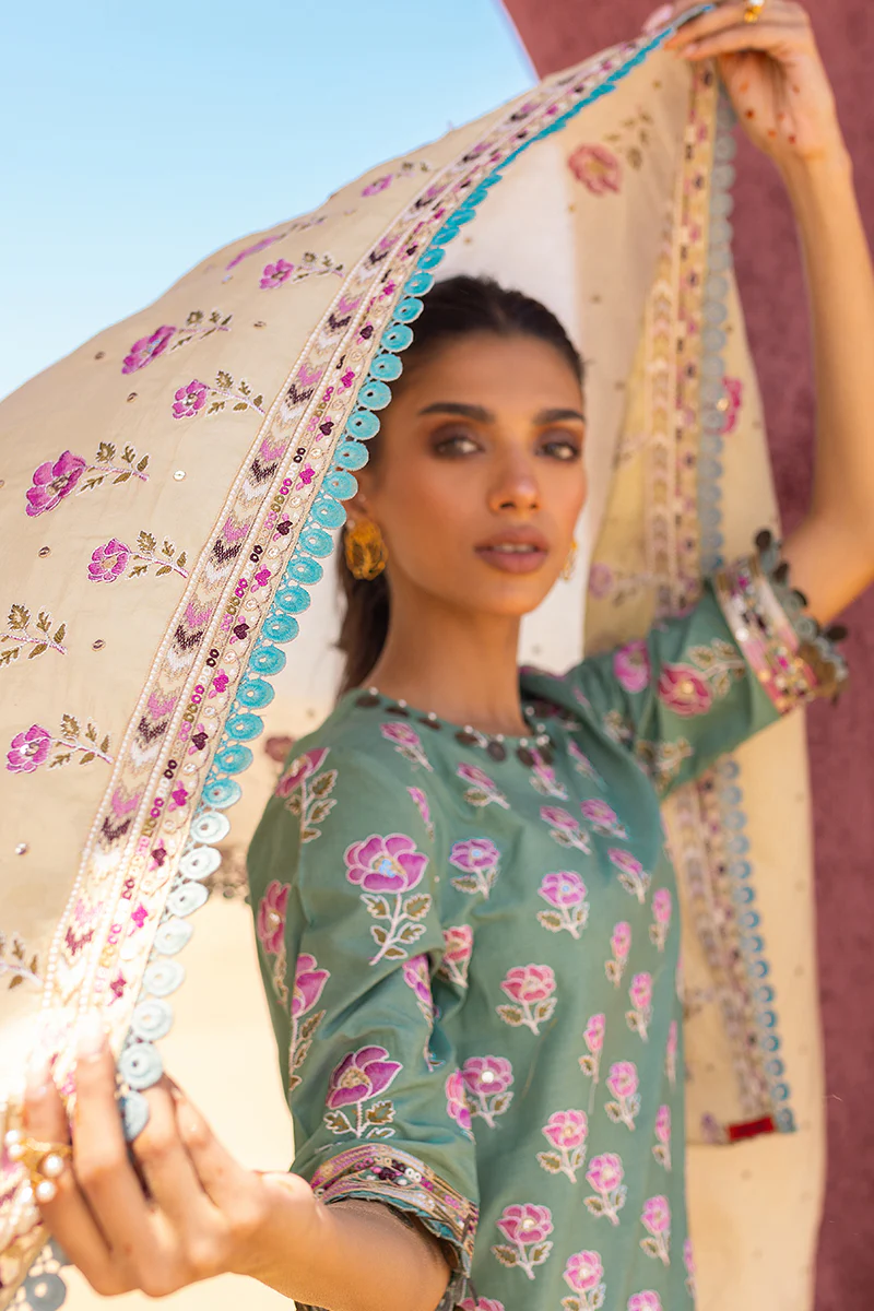 CHARTREUSE GOLD-3 PIECE EMBROIDERED LAWN SUIT - Image 4