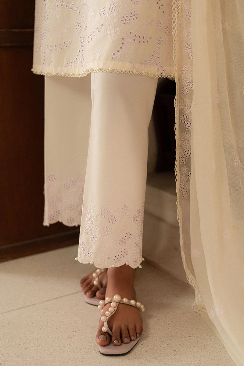 LAVENDER WHISPER- 3PC EMBROIDERED LAWN SUIT - Image 3