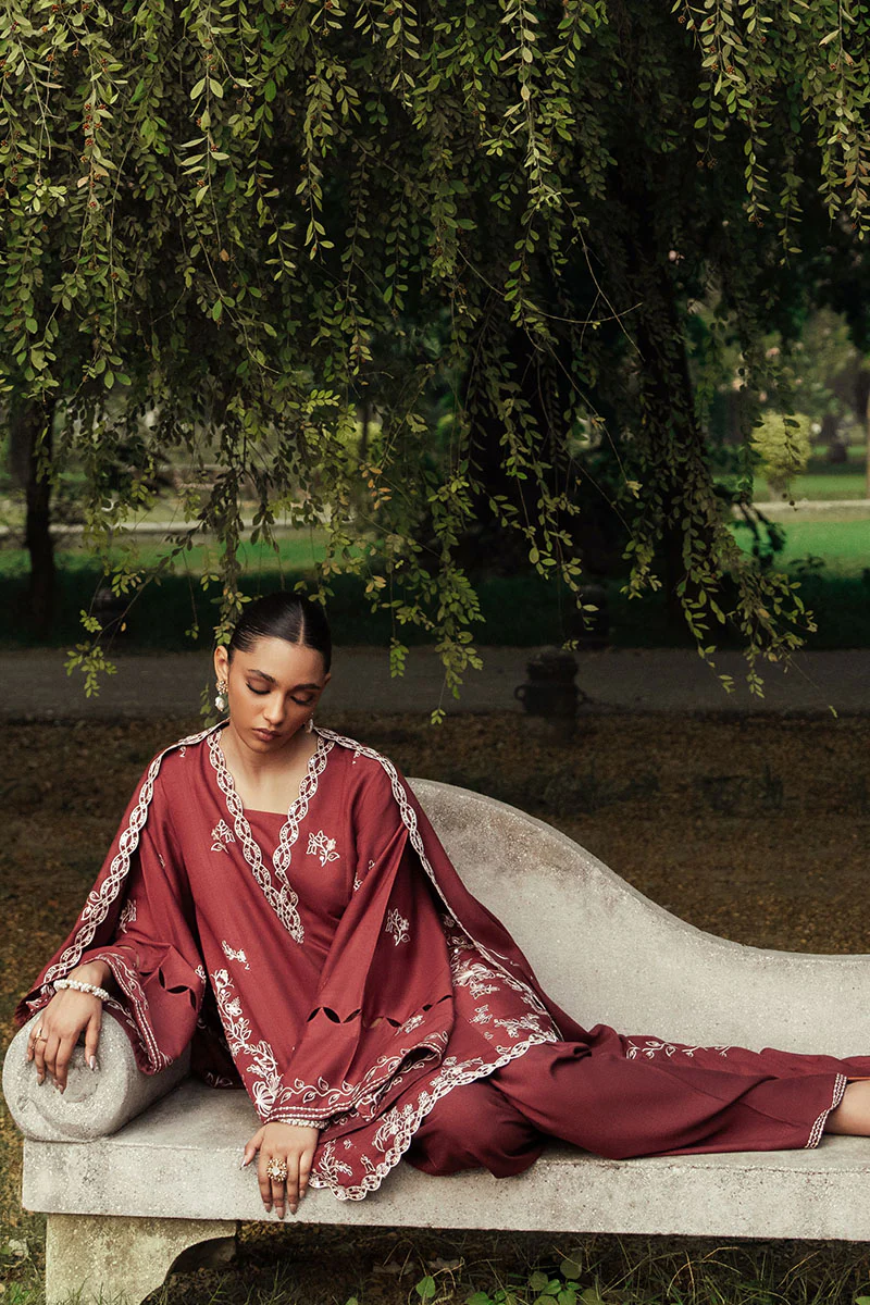 ROUGE LUXE-3PC EMBROIDERED MARINA SUIT - Image 3