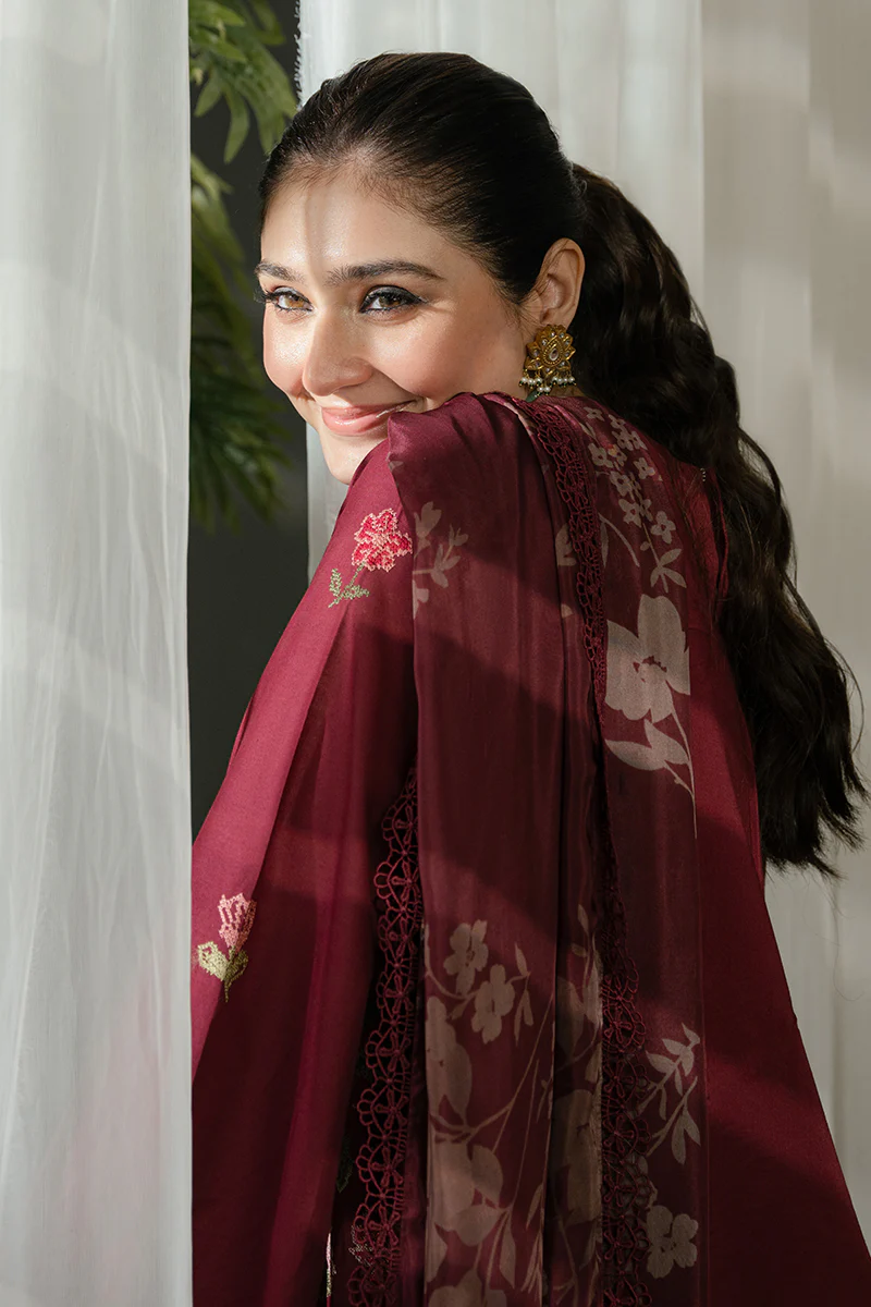 RUBY MAZE-3 PIECE EMBROIDERED LAWN SUIT - Image 11