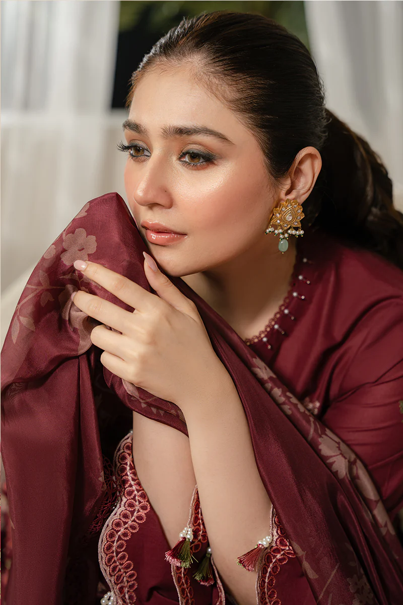 RUBY MAZE-3 PIECE EMBROIDERED LAWN SUIT - Image 5