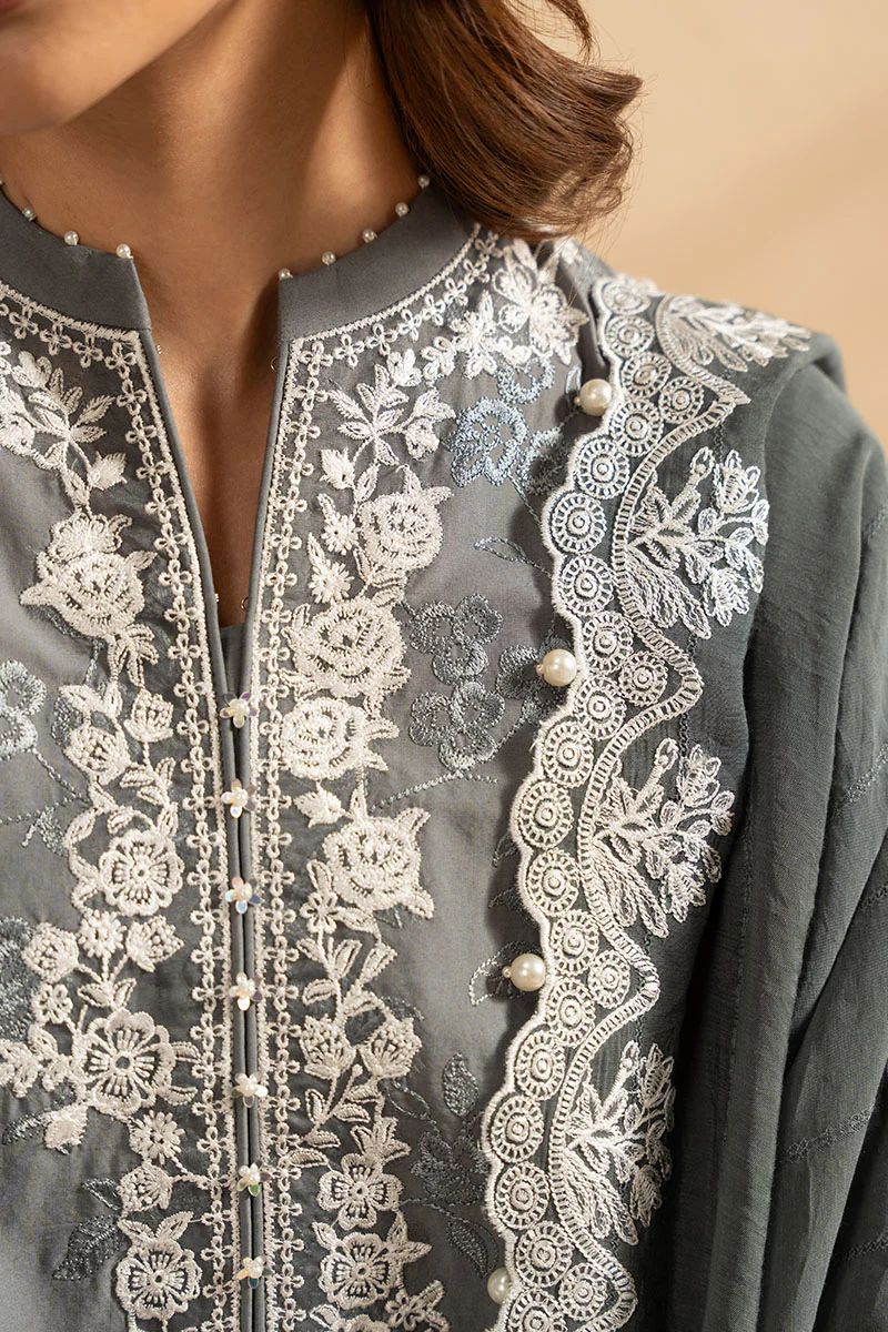 SOFT GRAPHITE- 3PC EMBROIDERED LAWN SUIT - Image 6