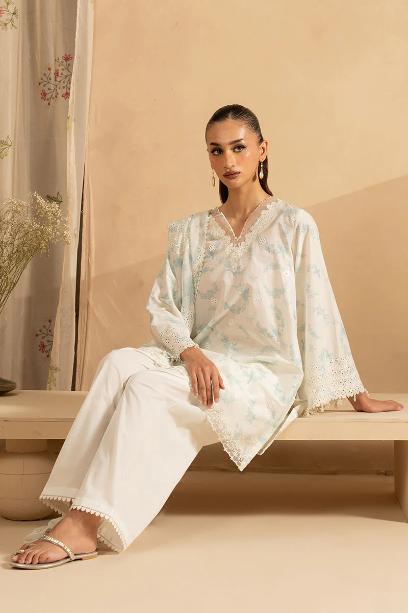 VANILLA ICE- 3PC EMBROIDERED LAWN SUIT - Image 3
