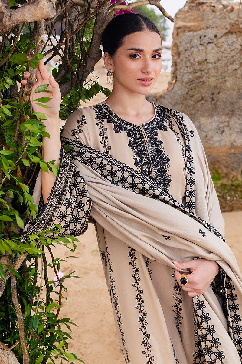 WOVEN GRACE-3PC SATIN EMBROIDERED SUIT - Image 4