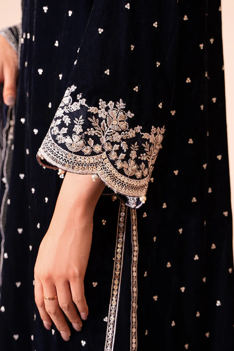 OCEAN SAPPHIRE-3 PC (SHIRT, TROUSER & DUPATTA) - Image 4