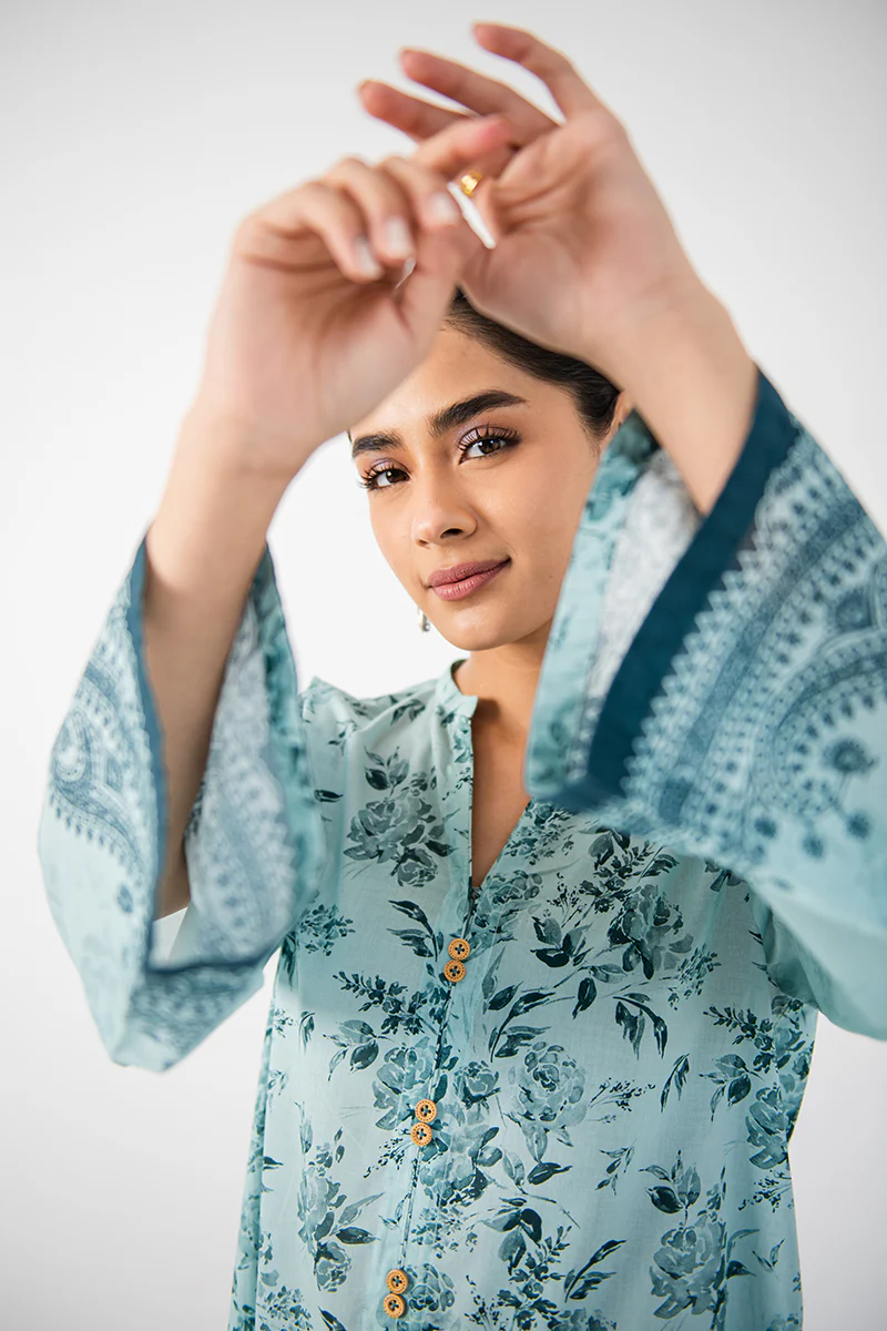 SKY FLUTTER PRINTED SHIRT - Image 6